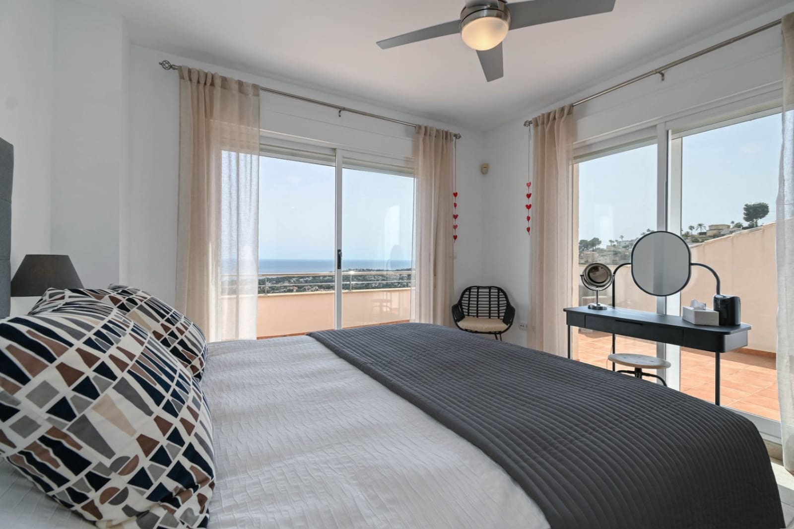 4 slaapkamer Villa te koop in Moraira met zwembad garage - € 1.250.000 (Ref: 9774451)