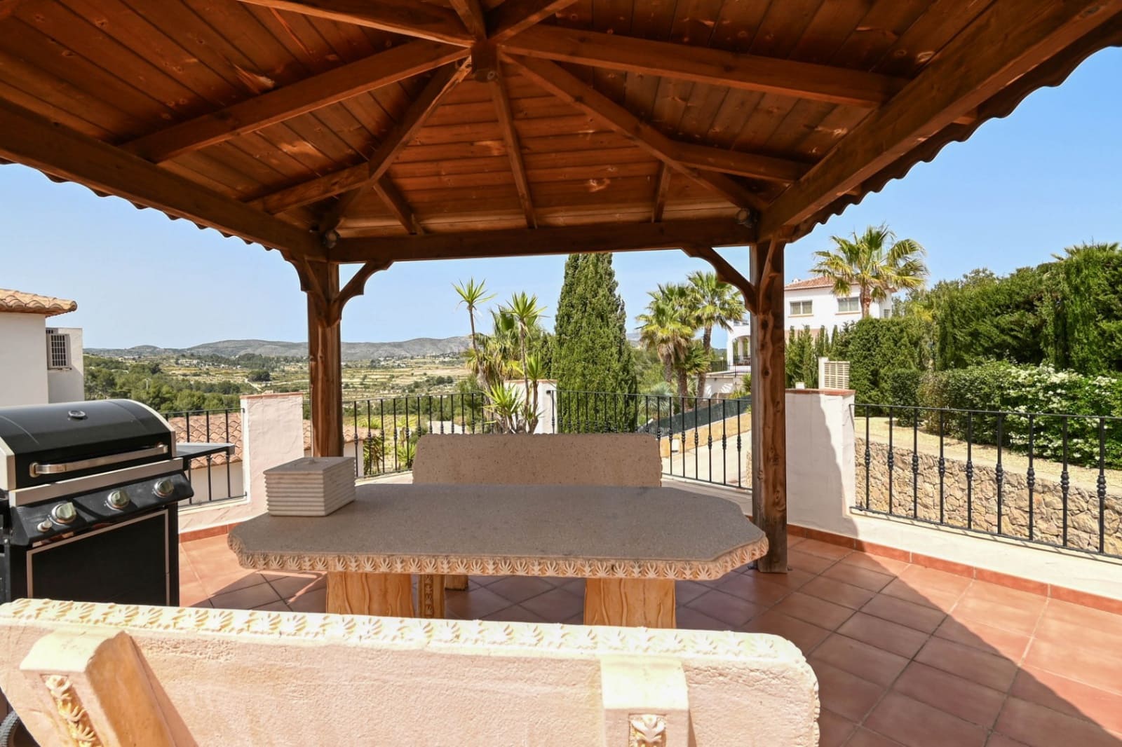 4 slaapkamer Villa te koop in Moraira met zwembad garage - € 1.250.000 (Ref: 9774451)