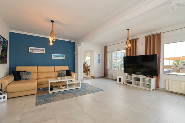 4 slaapkamer Villa te koop in Moraira, Teulada-Moraira met zwembad garage - € 1.850.000 (Ref: 9774452)