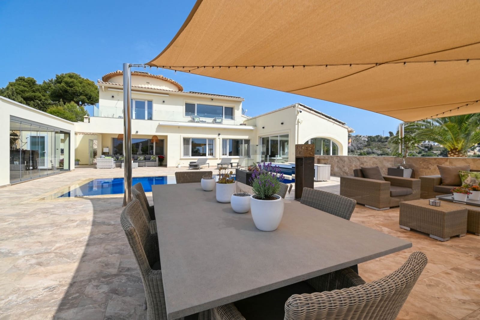 4 slaapkamer Villa te koop in Moraira met zwembad garage - € 1.850.000 (Ref: 9774452)