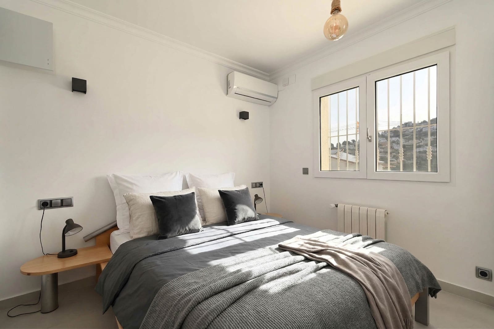 4 slaapkamer Villa te koop in Moraira met zwembad garage - € 1.850.000 (Ref: 9774452)