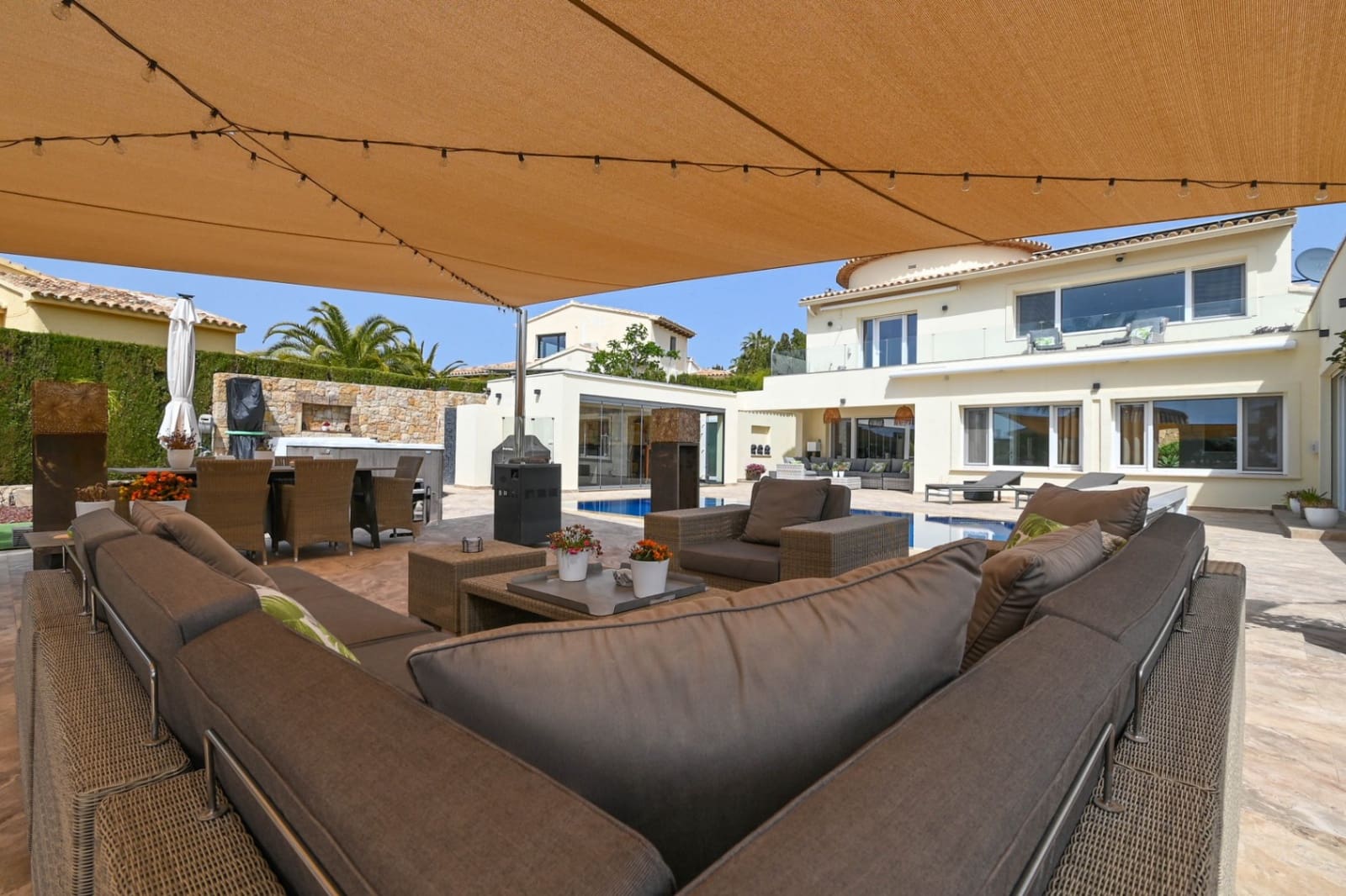 4 slaapkamer Villa te koop in Moraira met zwembad garage - € 1.850.000 (Ref: 9774452)