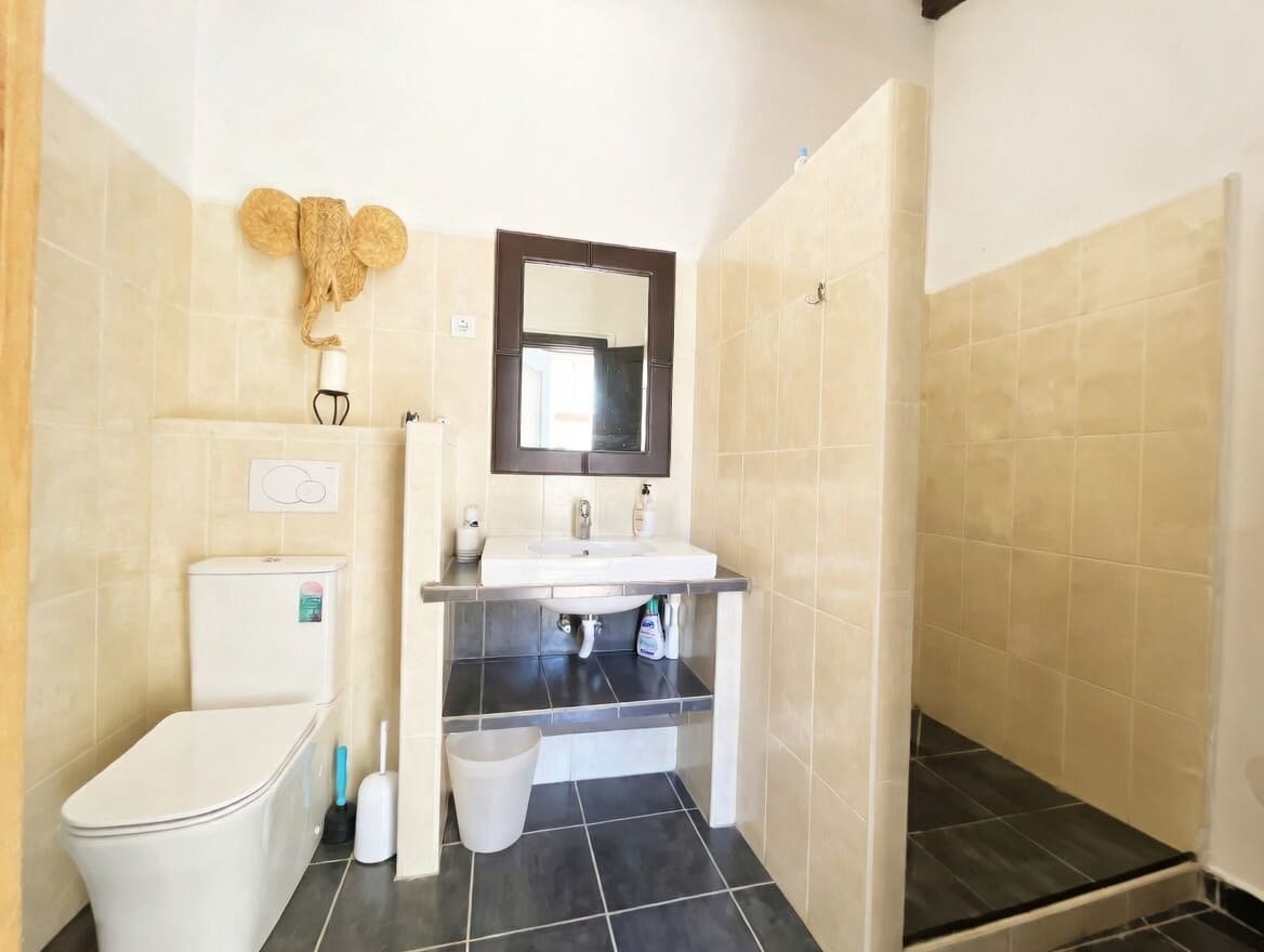 4 bedroom Townhouse for sale in Jalon / Xalo - € 518,000 (Ref: 9774454)