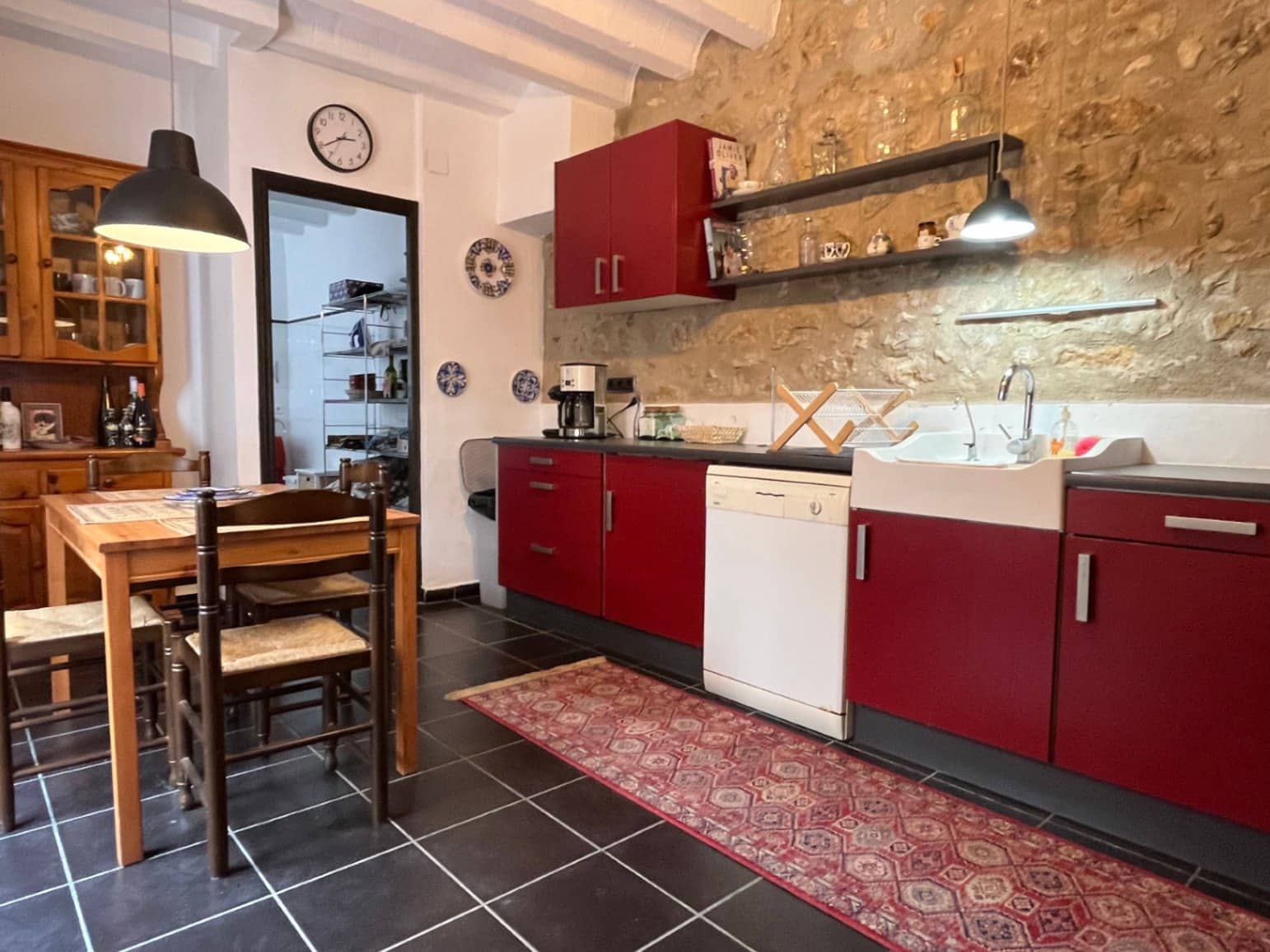 4 bedroom Townhouse for sale in Jalon / Xalo - € 518,000 (Ref: 9774454)