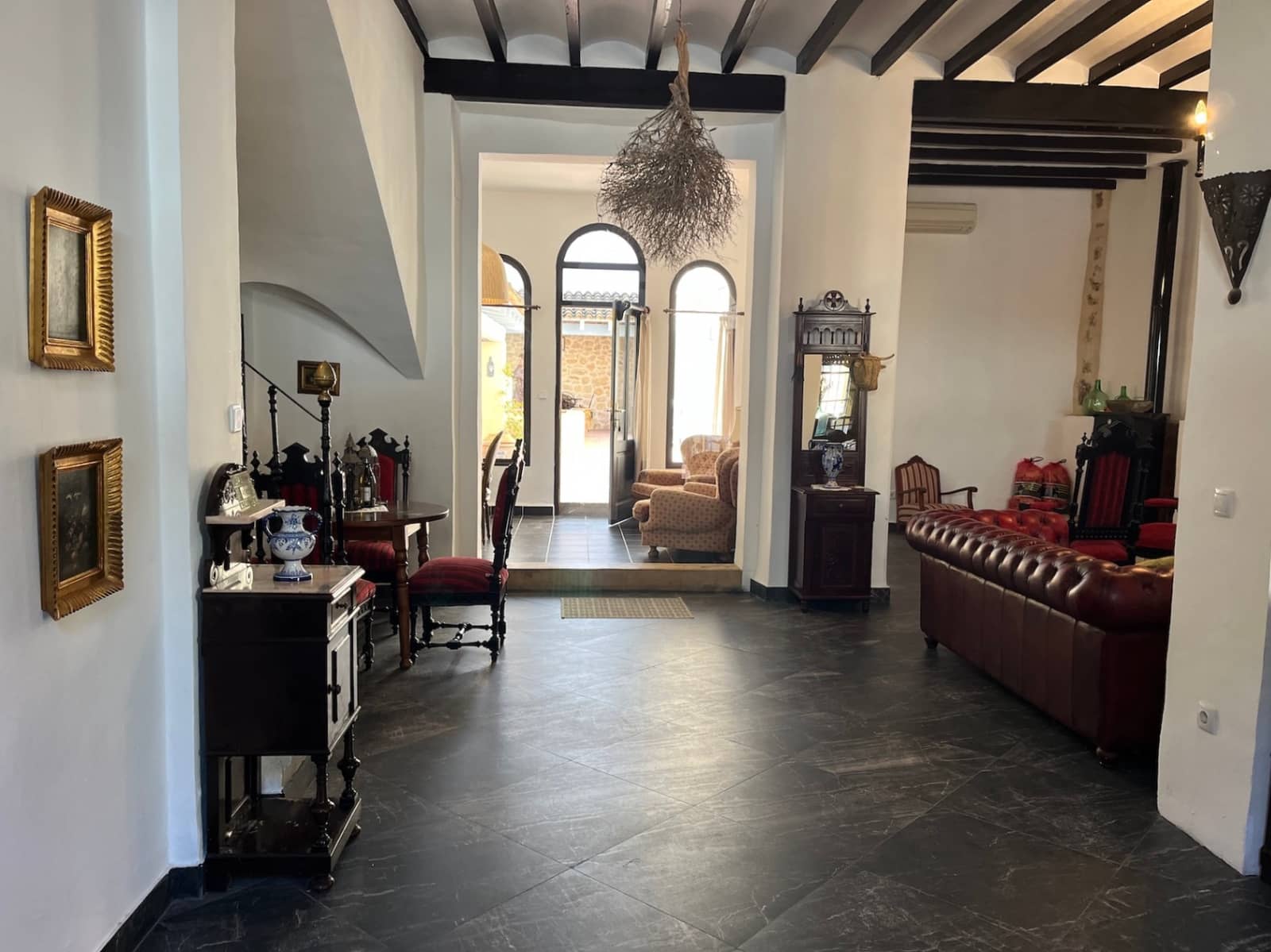 4 bedroom Townhouse for sale in Jalon / Xalo - € 518,000 (Ref: 9774454)