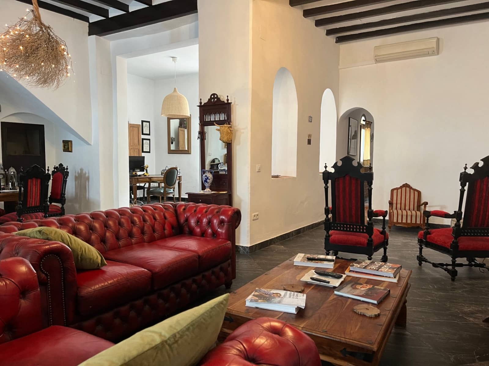 4 bedroom Townhouse for sale in Jalon / Xalo - € 518,000 (Ref: 9774454)