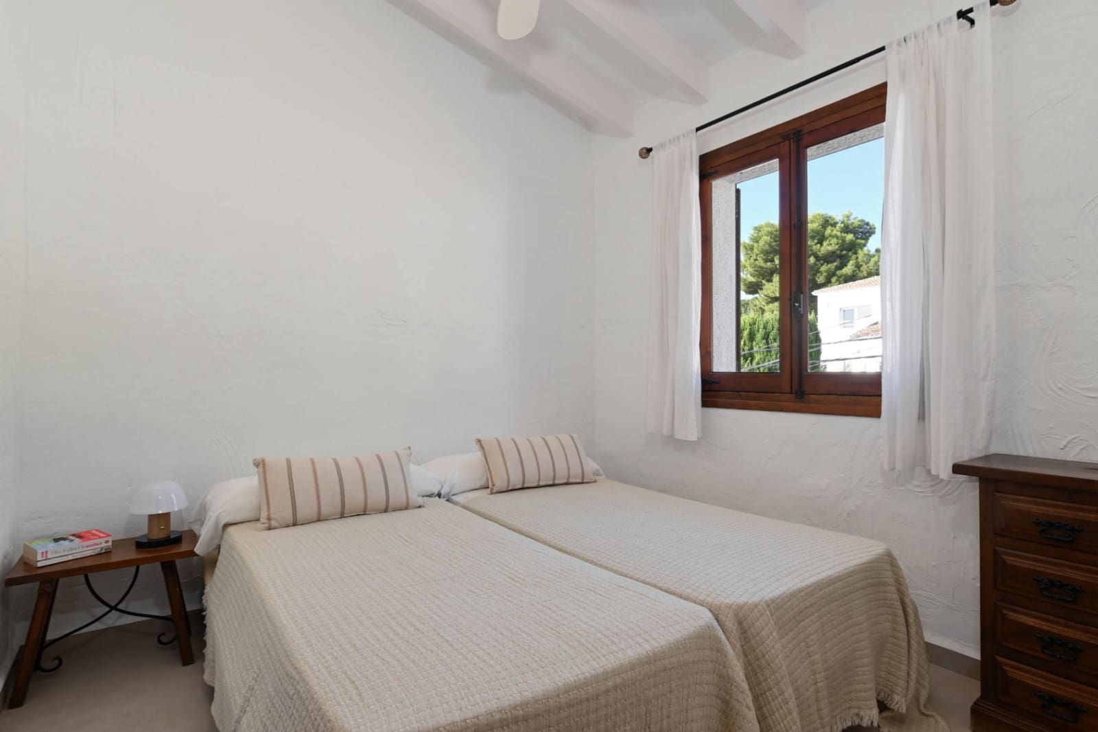 Casa de 3 habitaciones en Moraira en alquiler con piscina garaje - 1.500 € (Ref: 9774455)