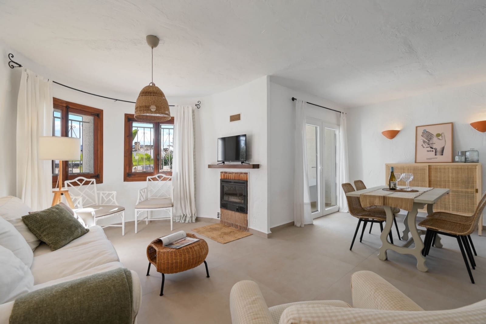 Casa de 3 habitaciones en Moraira en alquiler con piscina garaje - 1.500 € (Ref: 9774455)