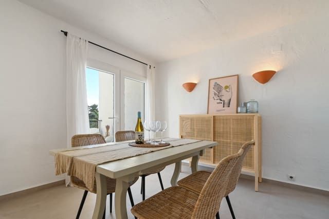 Casa de 3 habitaciones en Moraira, Teulada-Moraira en alquiler con piscina garaje - 1.500 € (Ref: 9774455)