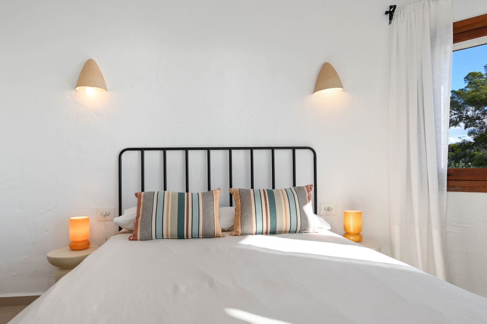 Casa de 3 habitaciones en Moraira en alquiler con piscina garaje - 1.500 € (Ref: 9774455)