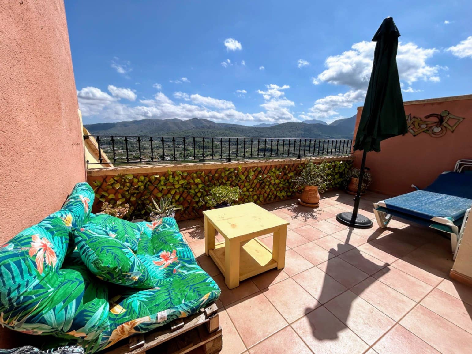 3 sovrum Lägenhet till salu i Jalon / Xalo med pool garage - 265 000 € (Ref: 9782091)