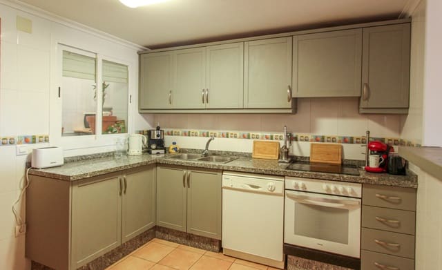 3 sypialnia Dom na sprzedaż w Jalón / Xaló z basenem garażem - 265 000 € (Ref: 9782091)