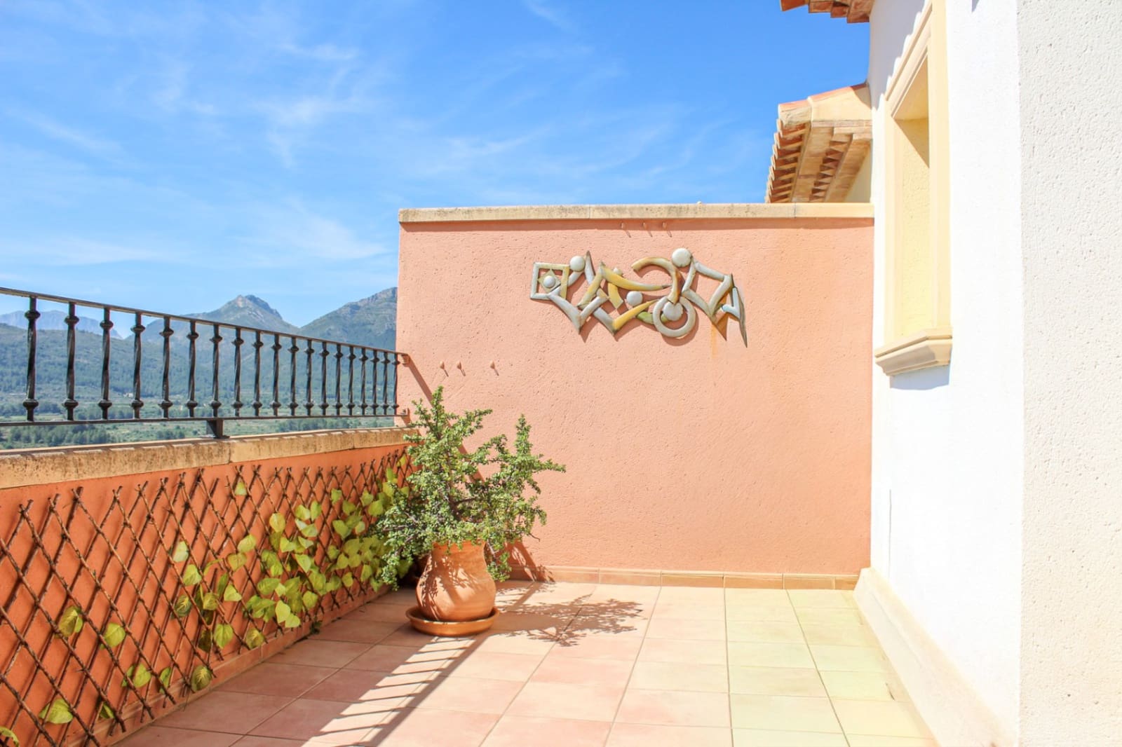 3 camera da letto Casa in vendita in Jalon / Xalo con piscina garage - 265.000 € (Rif: 9782091)