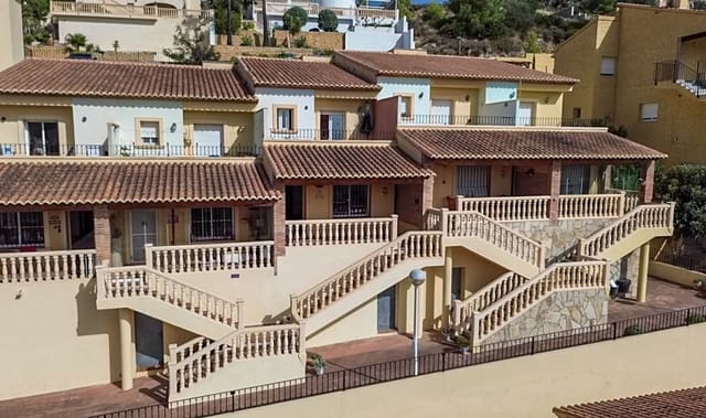 3 bedroom Townhouse for sale in Jalón / Xaló with pool garage - € 250,000 (Ref: 9782091)