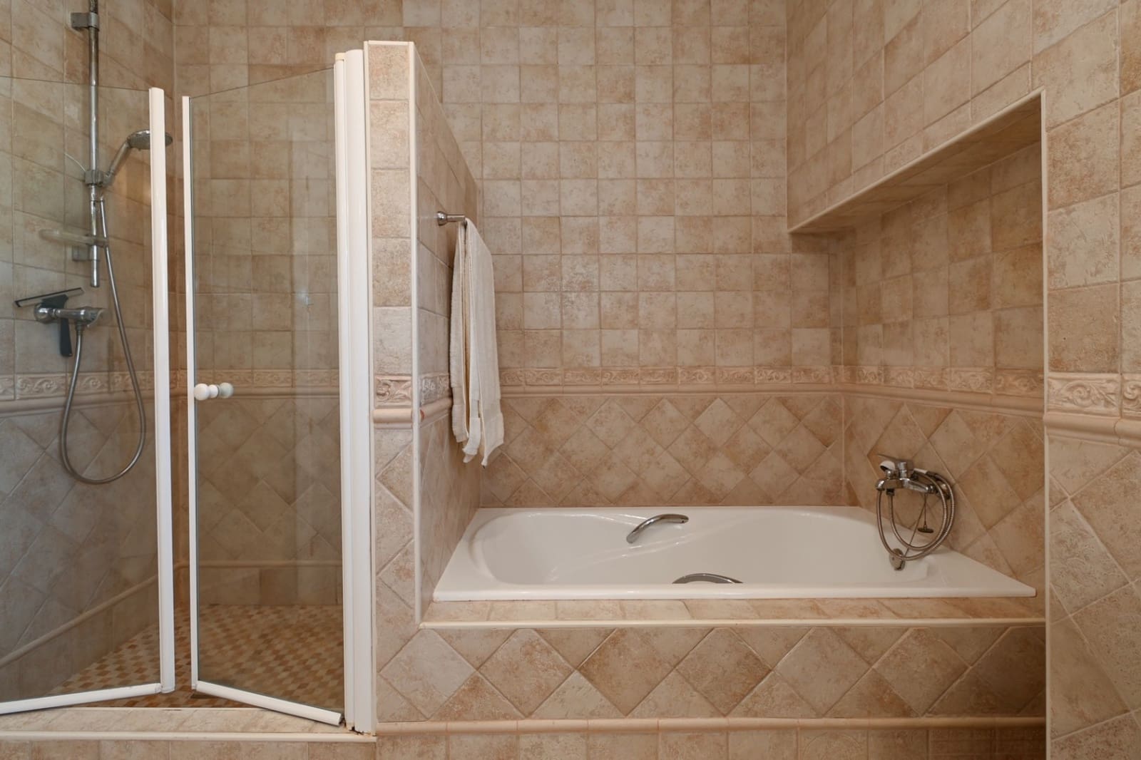 3 soveværelse Villa til salg i Moraira med swimmingpool garage - € 1.195.000 (Ref: 9789535)