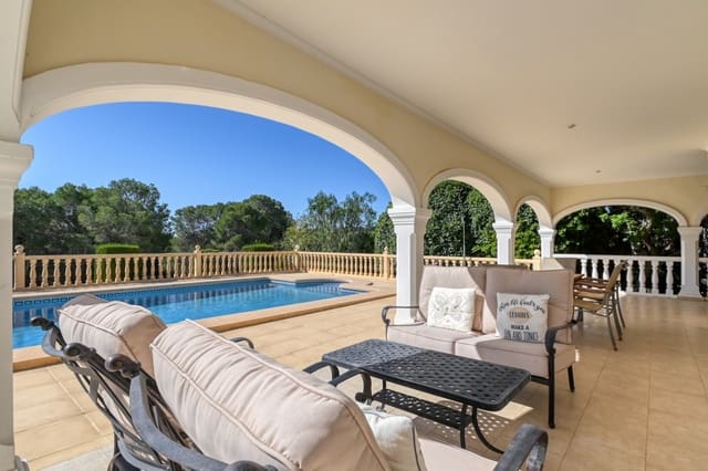 3 soveværelse Villa til salg i Moraira, Teulada-Moraira med swimmingpool garage - € 1.195.000 (Ref: 9789535)