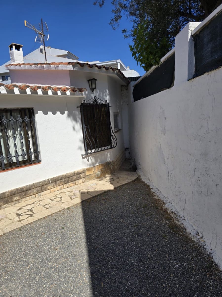 3 slaapkamer Villa te koop in Albir met garage - € 490.000 (Ref: 9793277)