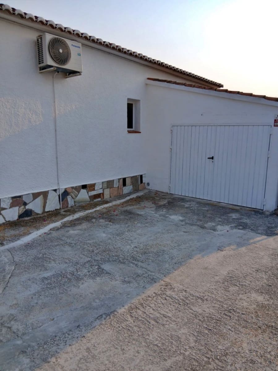 3 soverom Villa til leie i Teulada med garasje - € 1 400 (Ref: 9793637)