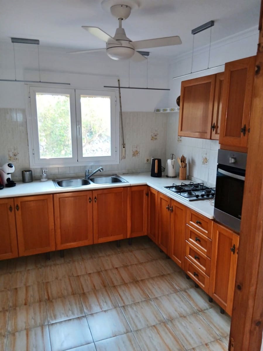 3 soverom Villa til leie i Teulada med garasje - € 1 400 (Ref: 9793637)