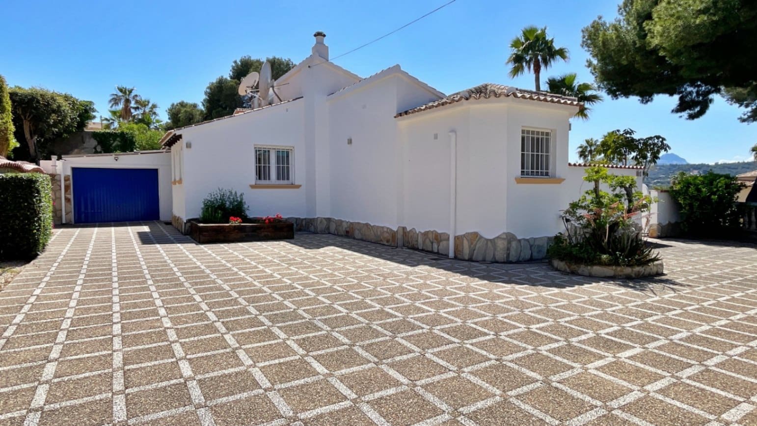 3 quarto Moradia para venda em Moraira com piscina garagem - 745 000 € (Ref: 9803718)