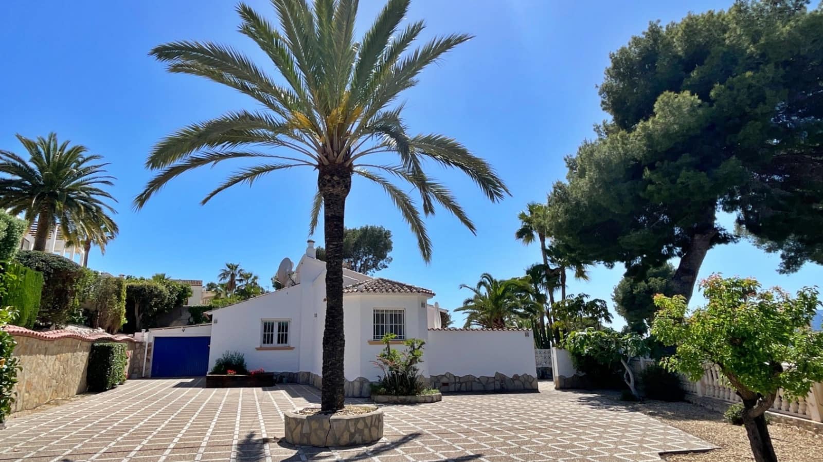 3 quarto Moradia para venda em Moraira com piscina garagem - 745 000 € (Ref: 9803718)