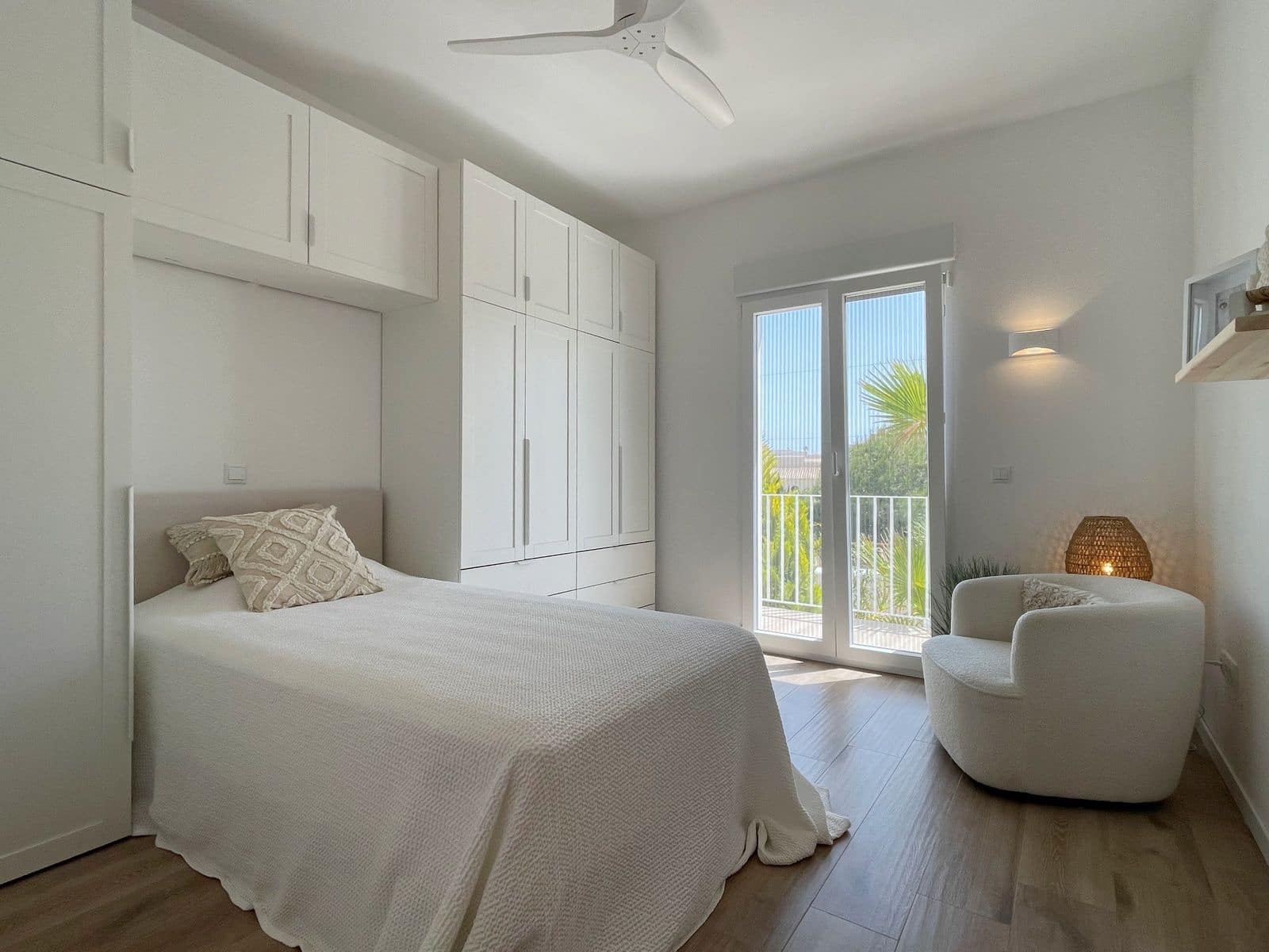 Chalet de 2 habitaciones en Cumbre del Sol en venta con garaje - 435.000 € (Ref: 9809769)