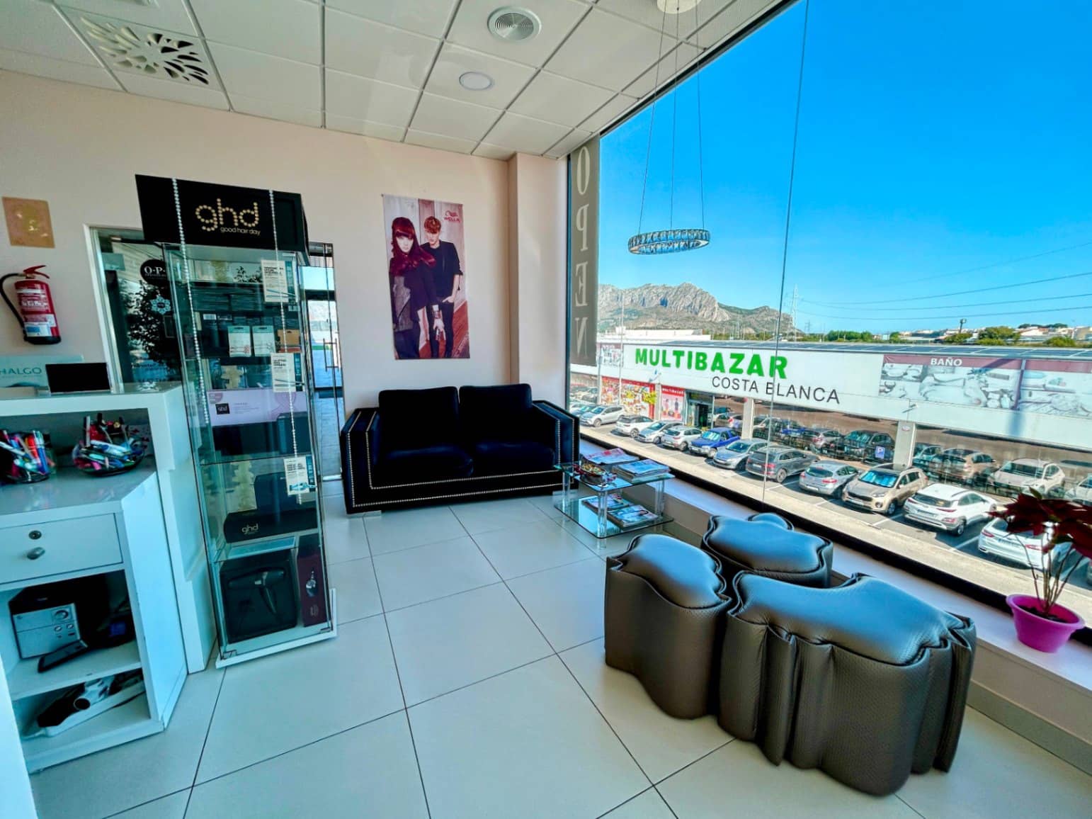 Business for sale in Ondara with garage - € 105,000 (Ref: 9818693)