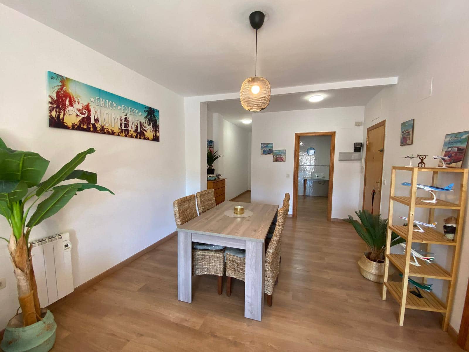 3 bedroom Apartment for sale in Jalon / Xalo with garage - € 215,000 (Ref: 9819144)