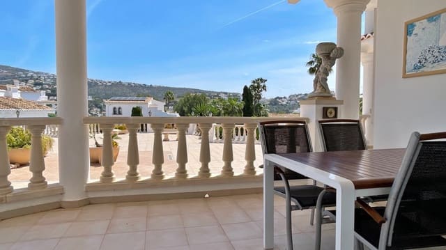 2 Zimmer Apartment zu verkaufen in Moraira, Teulada-Moraira mit Pool Garage - 350.000 € (Ref: 9821652)
