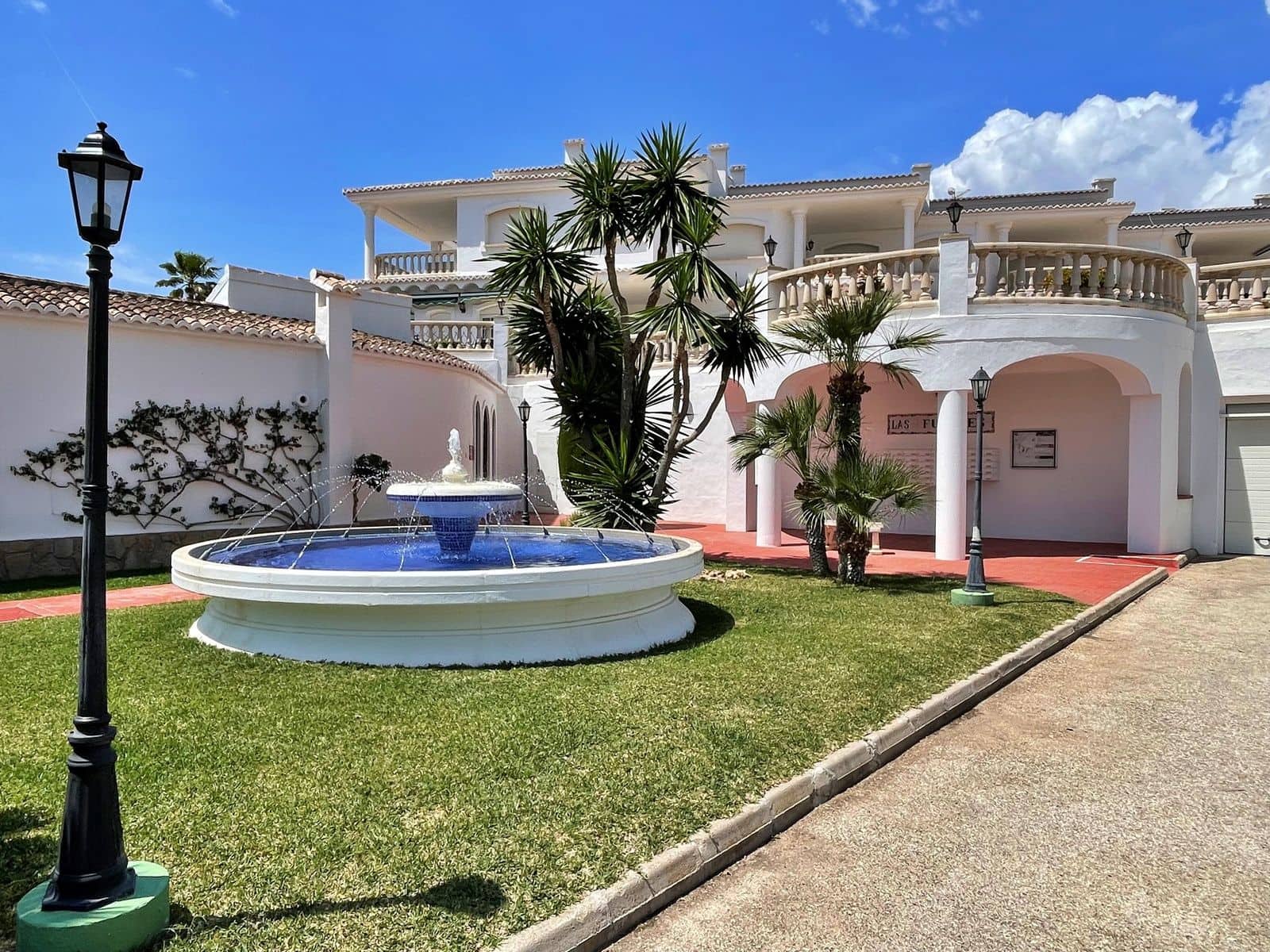 2 bedroom Apartment for sale in Moraira with pool garage - € 350,000 (Ref: 9821652)