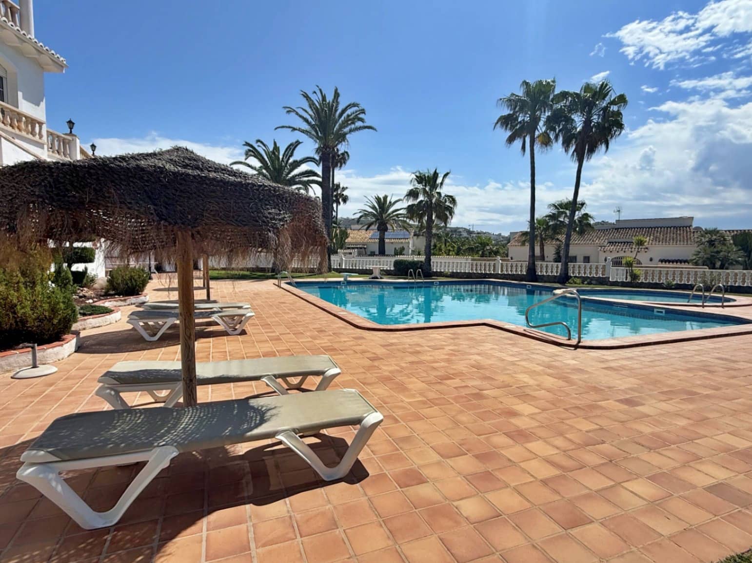 2 bedroom Apartment for sale in Moraira with pool garage - € 350,000 (Ref: 9821652)