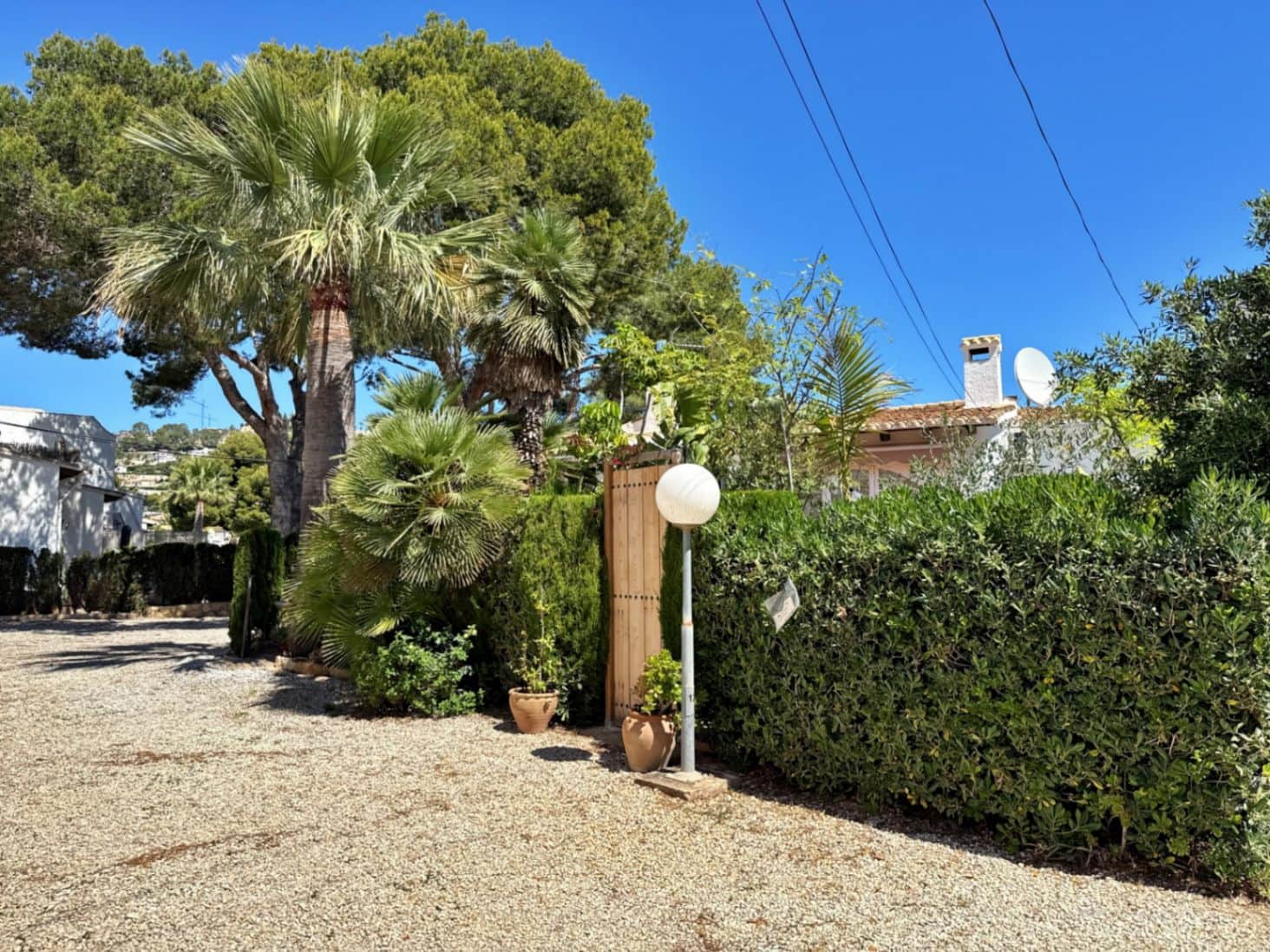 3 bedroom Villa for sale in Moraira with pool garage - € 365,000 (Ref: 9821653)
