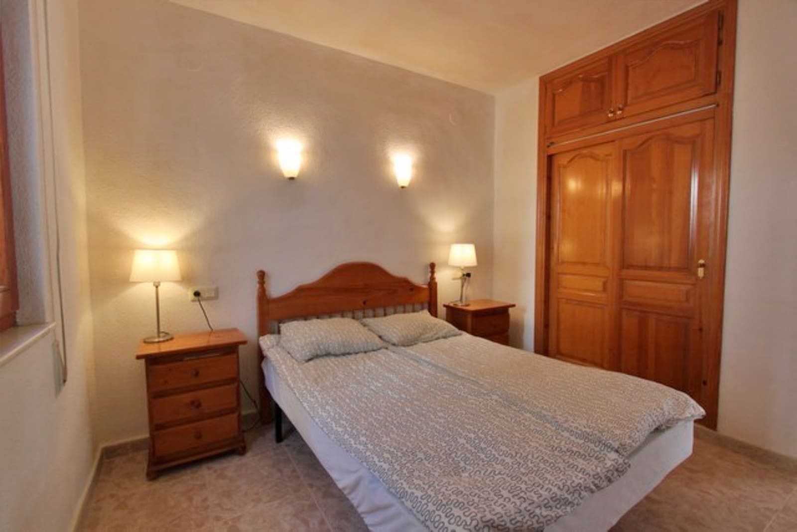 2 bedroom Villa for rent in Cumbre del Sol with pool garage - € 1,400 (Ref: 9823121)