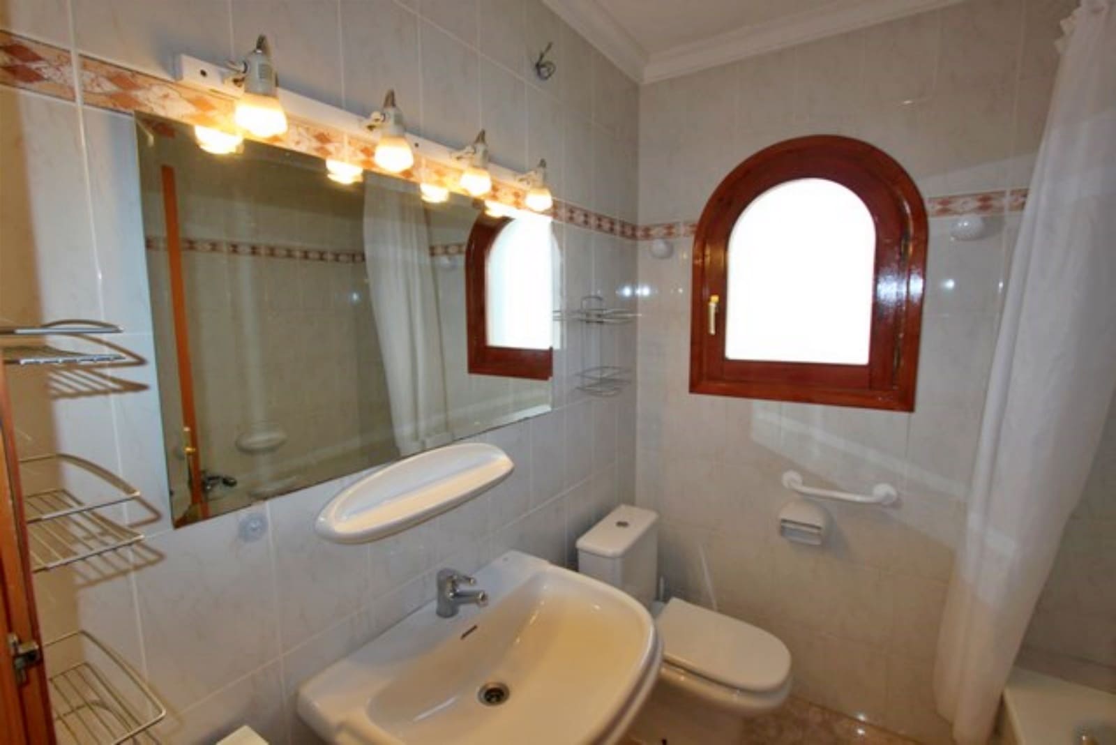 2 bedroom Villa for rent in Cumbre del Sol with pool garage - € 1,400 (Ref: 9823121)