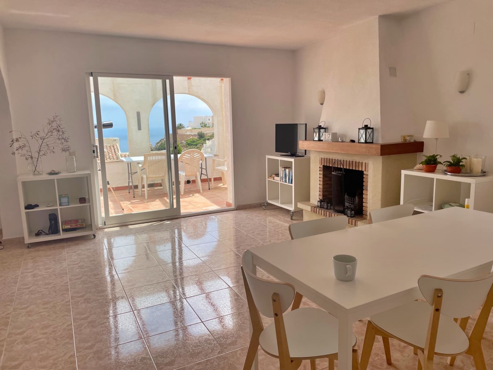 2 bedroom Villa for rent in Cumbre del Sol with pool garage - € 1,400 (Ref: 9823121)