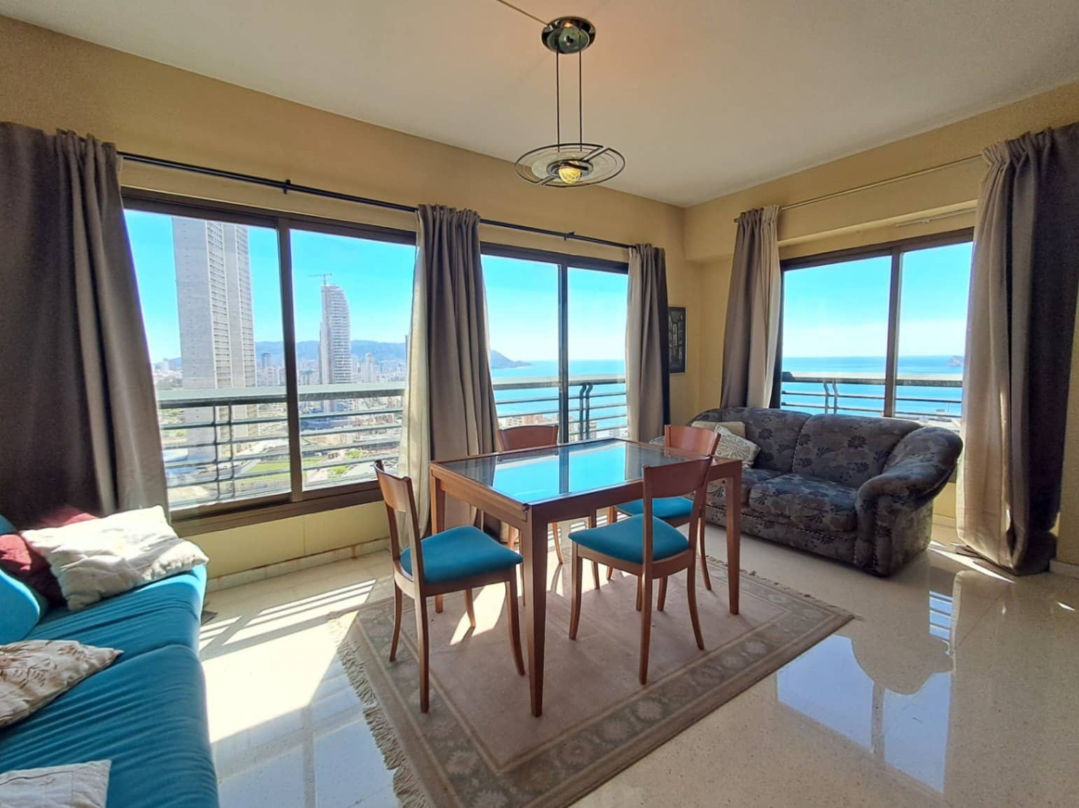 3 sovrum Lägenhet till salu i Benidorm med pool garage - 510 000 € (Ref: 9827730)