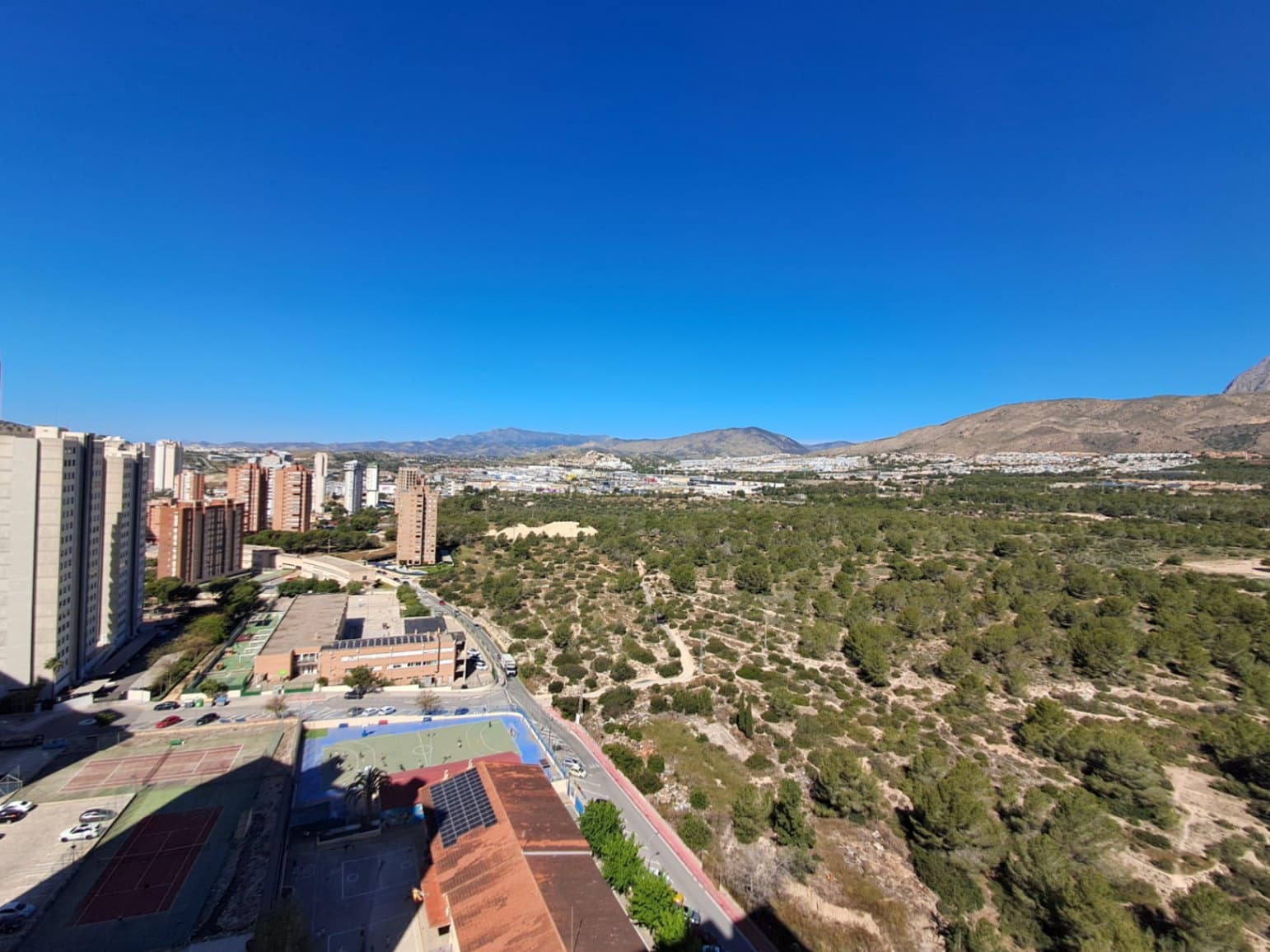 3 sovrum Lägenhet till salu i Benidorm med pool garage - 510 000 € (Ref: 9827730)