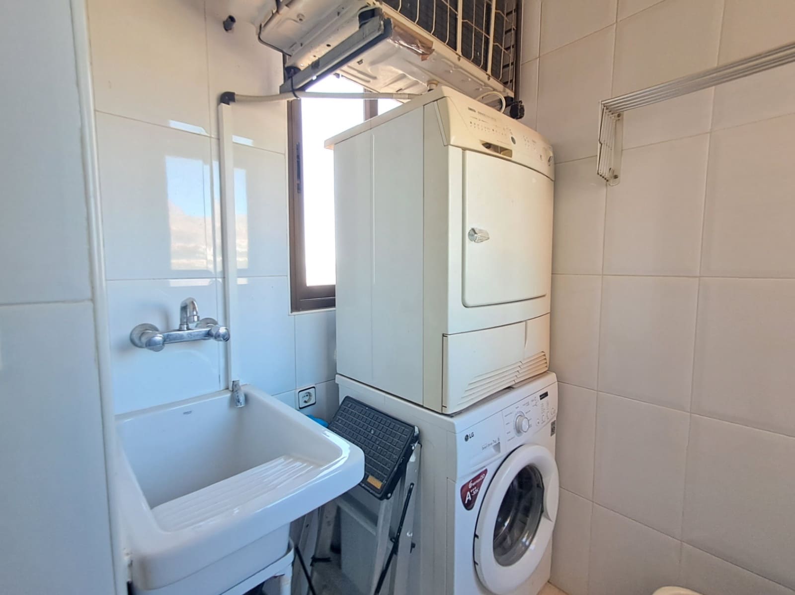 3 sovrum Lägenhet till salu i Benidorm med pool garage - 510 000 € (Ref: 9827730)