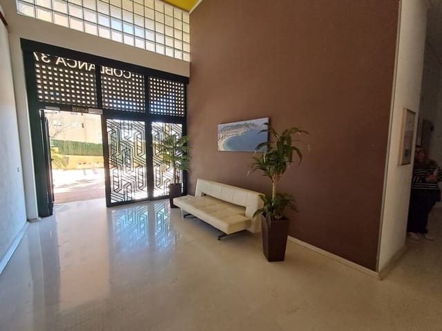 3 sovrum Lägenhet till salu i Playa Poniente, Benidorm med pool garage - 510 000 € (Ref: 9827730)