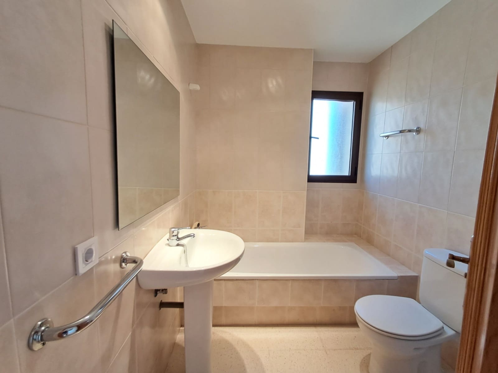 3 Zimmer Apartment zu verkaufen in Benidorm mit Pool Garage - 510.000 € (Ref: 9827730)