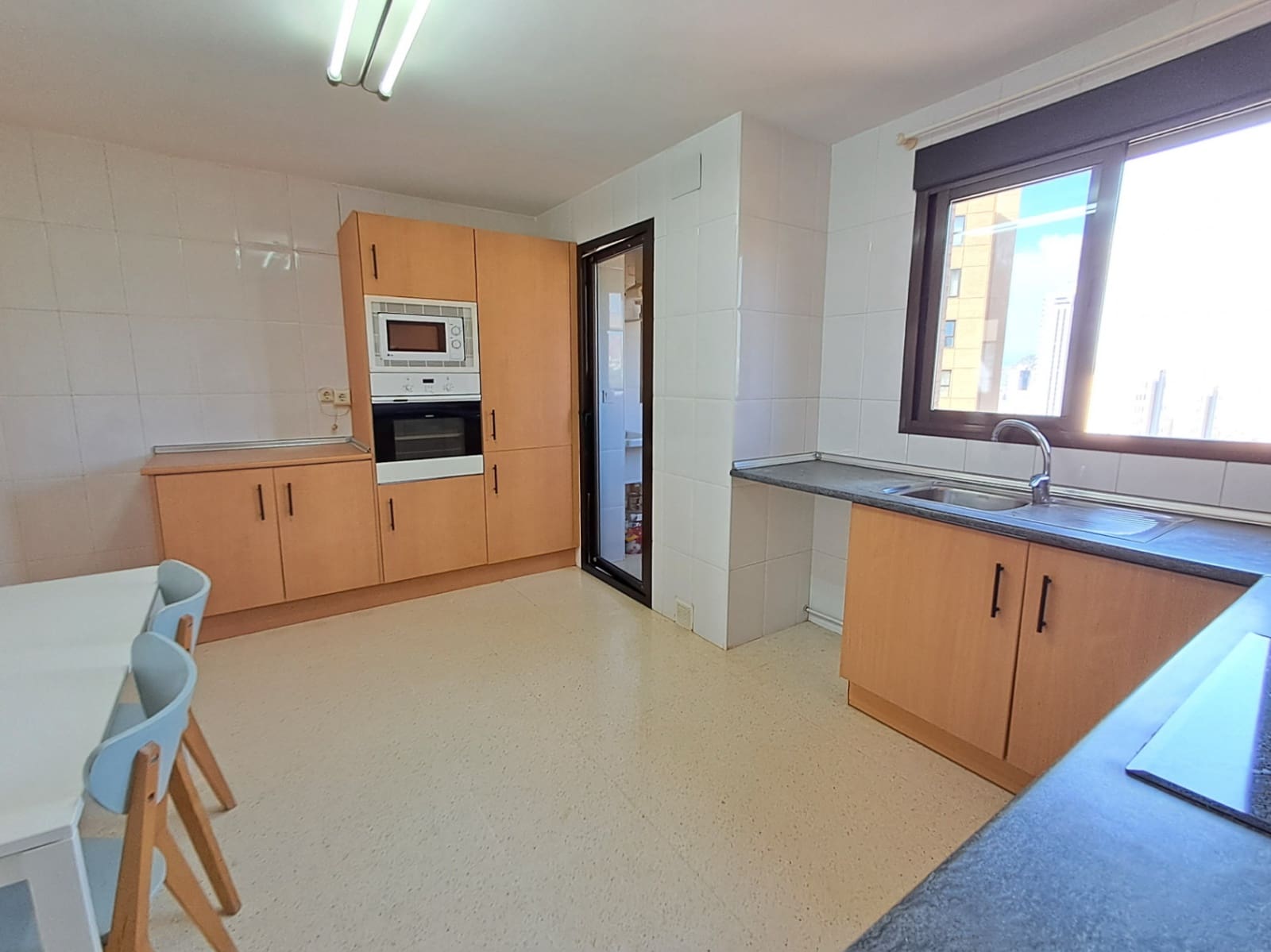 3 Zimmer Apartment zu verkaufen in Benidorm mit Pool Garage - 510.000 € (Ref: 9827730)