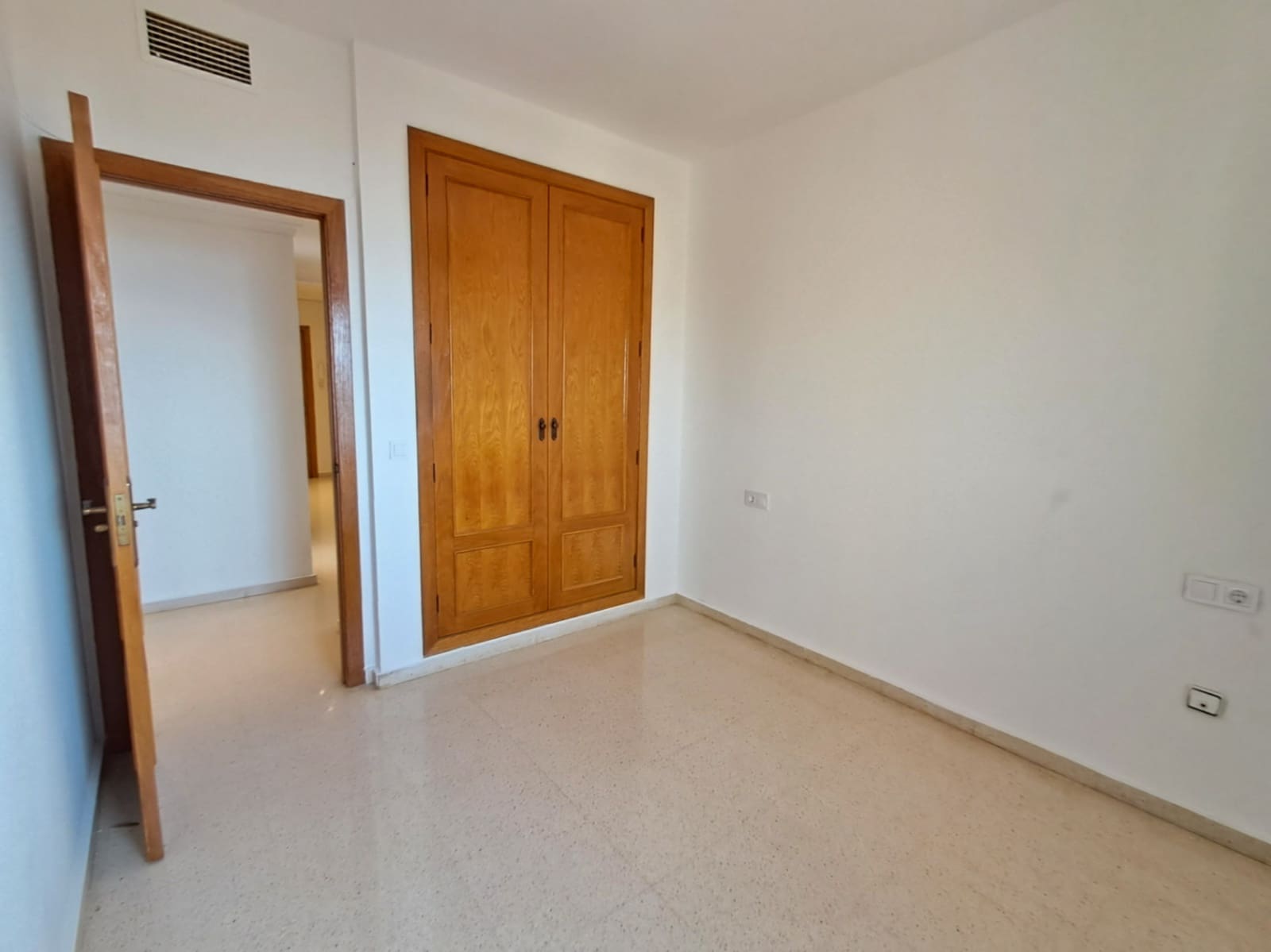 3 Zimmer Apartment zu verkaufen in Benidorm mit Pool Garage - 510.000 € (Ref: 9827730)
