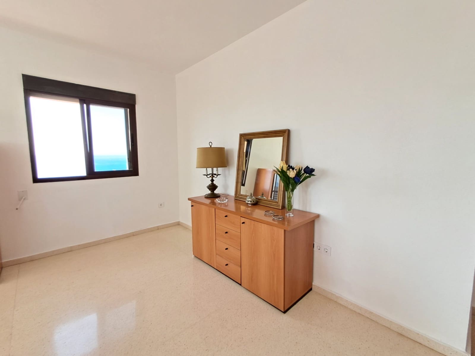 3 Zimmer Apartment zu verkaufen in Benidorm mit Pool Garage - 510.000 € (Ref: 9827730)