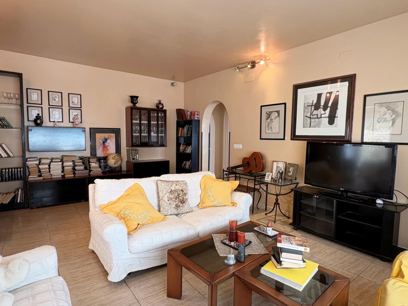 2 bedroom Villa for sale in Benitachell / Benitatxell - € 450,000 (Ref: 9832844)