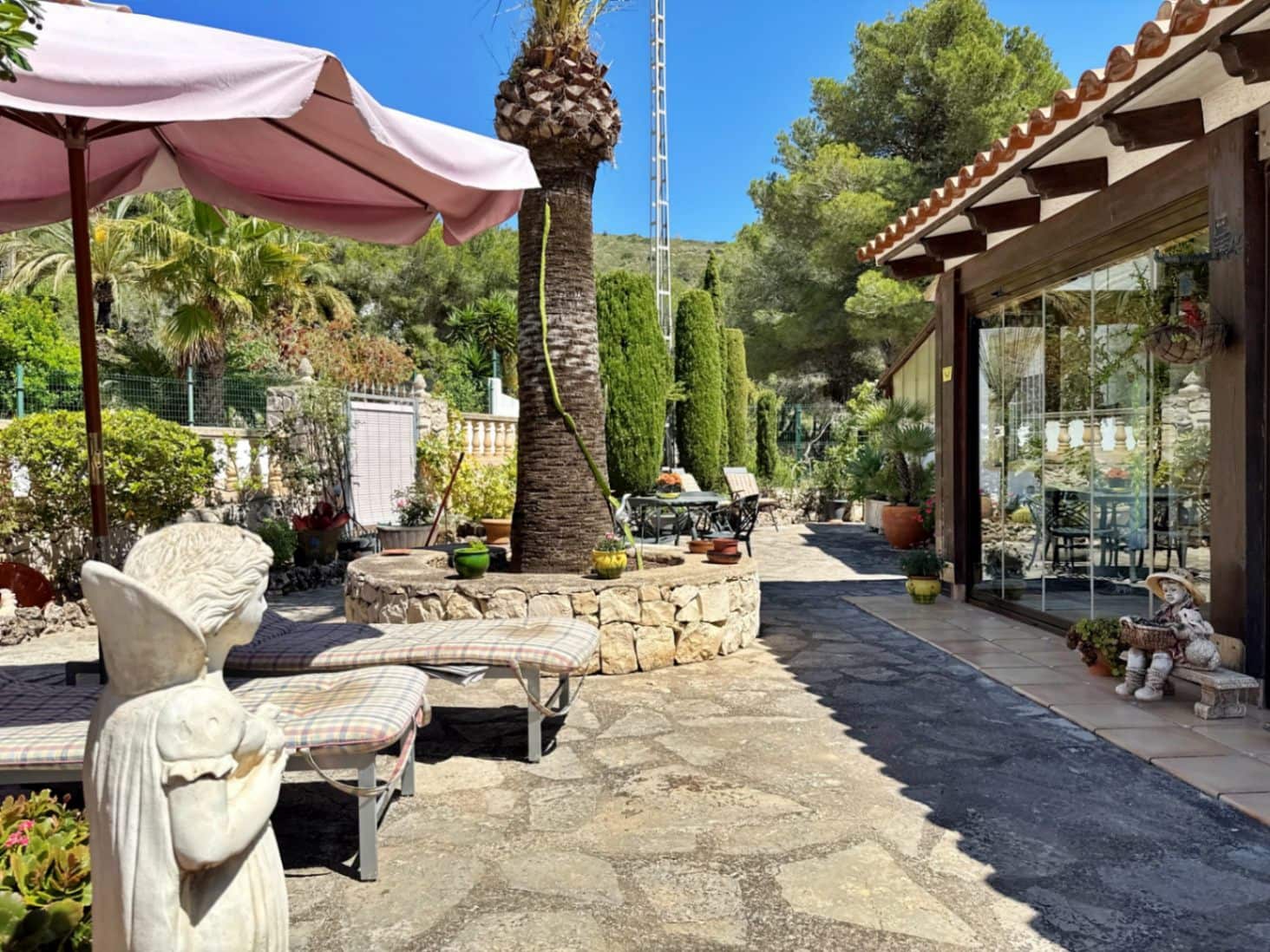 3 soveværelse Villa til salg i Moraira med swimmingpool garage - € 820.000 (Ref: 9832845)