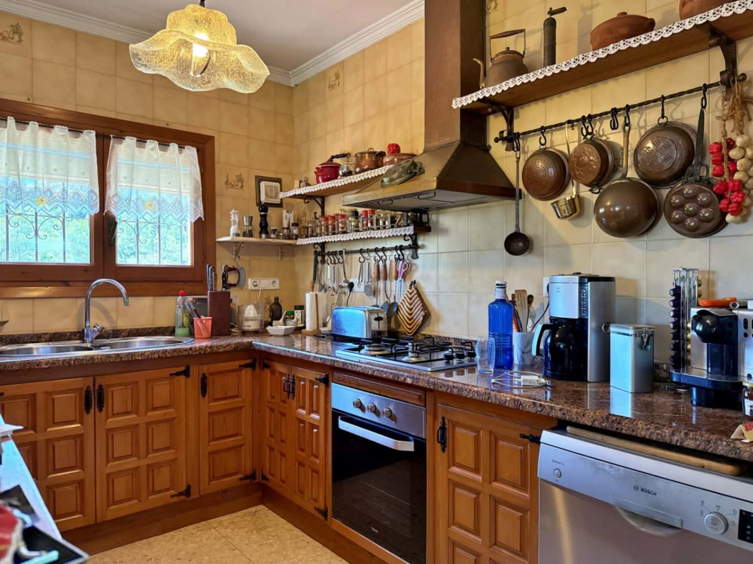 3 soveværelse Villa til salg i Moraira med swimmingpool garage - € 820.000 (Ref: 9832845)