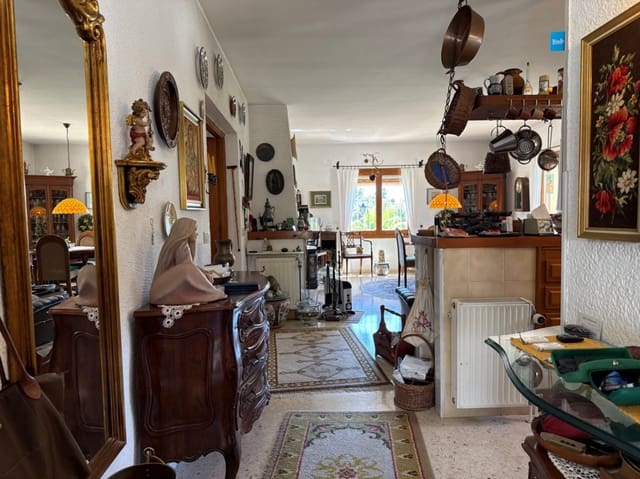 3 soveværelse Villa til salg i Moraira, Teulada-Moraira med swimmingpool garage - € 820.000 (Ref: 9832845)