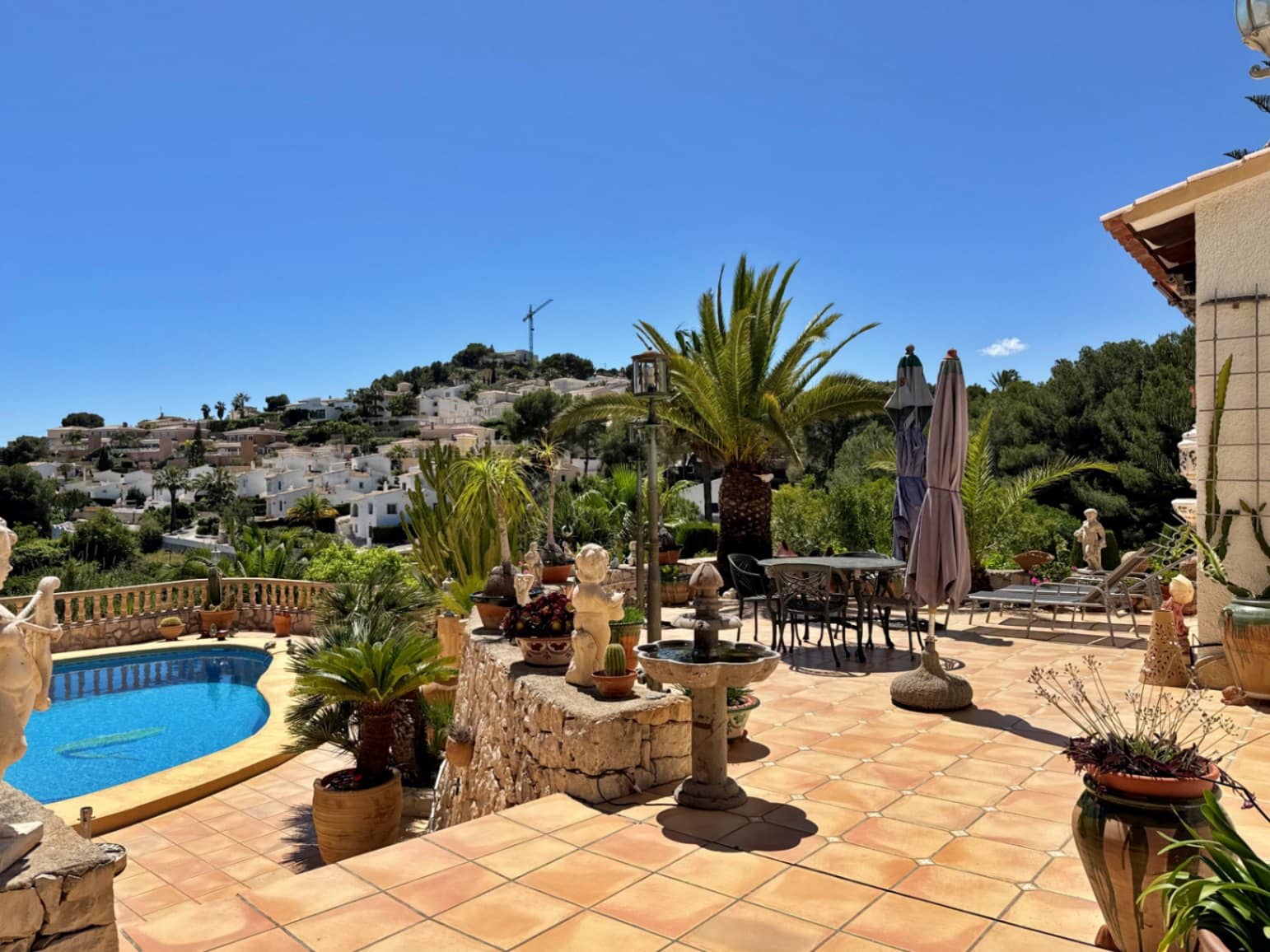 3 soveværelse Villa til salg i Moraira med swimmingpool garage - € 820.000 (Ref: 9832845)