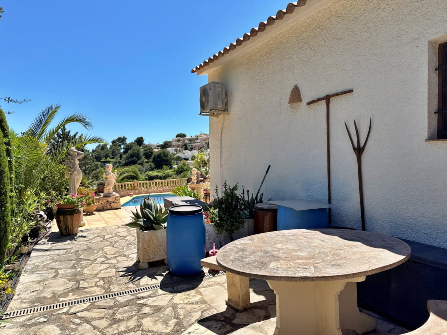 3 soveværelse Villa til salg i Moraira med swimmingpool garage - € 820.000 (Ref: 9832845)