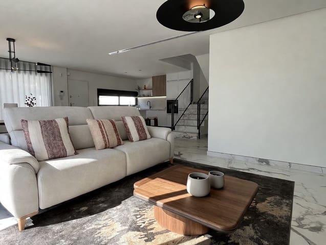 3 sovrum Villa till salu i Dénia med pool garage - 675 000 € (Ref: 9838500)